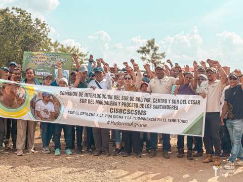 ANT entrega predio de exparamilitar a 36 familias víctimas en el Cesar