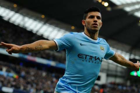 Aficionados ingleses nombran a Agüero mejor jugador de 2014