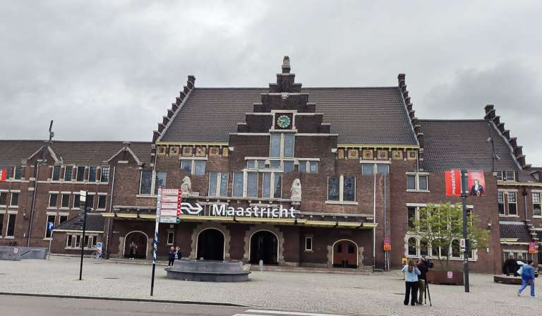 Maastricht es la ciudad natal de André Rieu. La estación de tren es uno de sus lugares más emblemáticos.