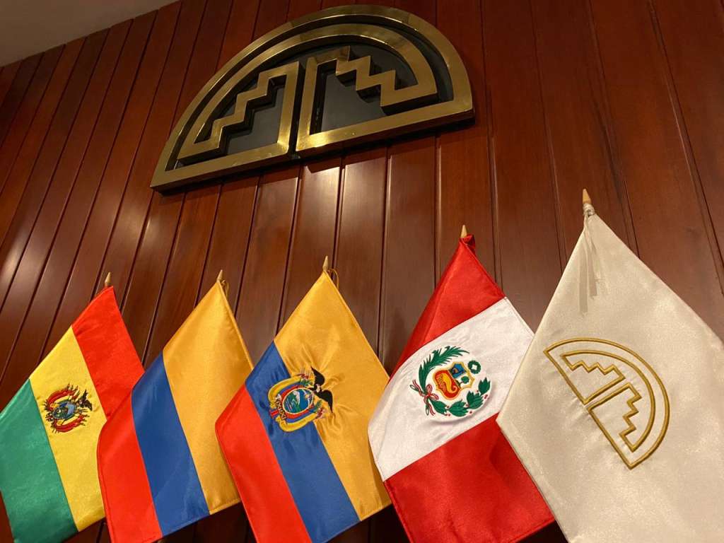La Comunidad Andina de las Naciones está conformada por Colombia, Ecuador, Perú y Bolivia.