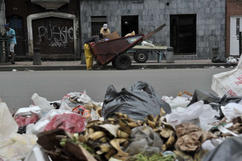 Puntos críticos de Bogotá donde hay acumulación y no han sido recogidas las basuras del sector
