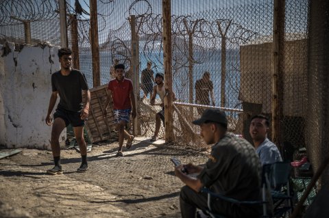 Migrantes marroquíes cuentan por qué cruzaron a Ceuta