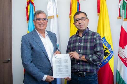 Este viernes 16 de agosto, la Corporación Autónoma Regiona de Cundinamarca CAR, anunció que, junto a la organización Conservación Internacional (CI), pactaron la firma de un memorando de entendimiento cuyo propósito fundamental es implementar acciones a gran escala para acelerar el proceso de adaptación y mitigación del cambio climático en gran parte del departamento.