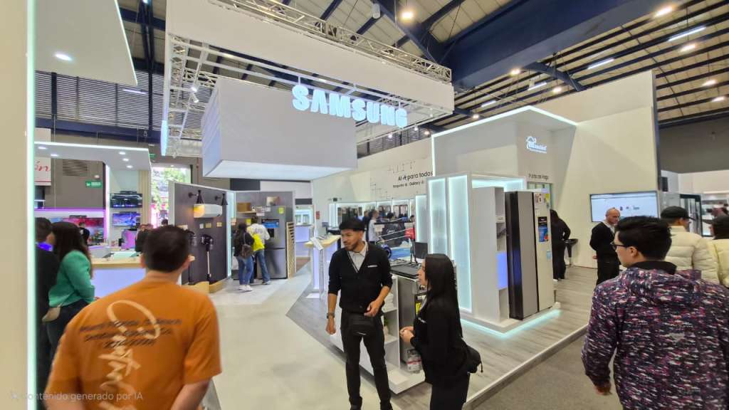 Stand de Samsung durante la Feria del Hogar 2025 en Bogotá.