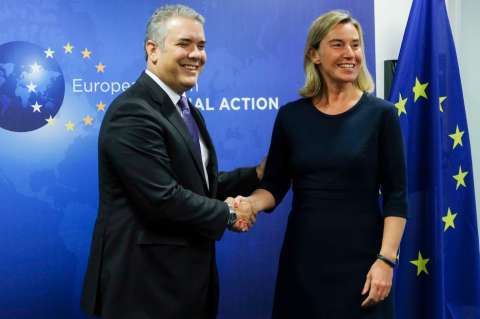 Vicepresidenta de la Comisión Europea: “debemos cantar la misma canción”
