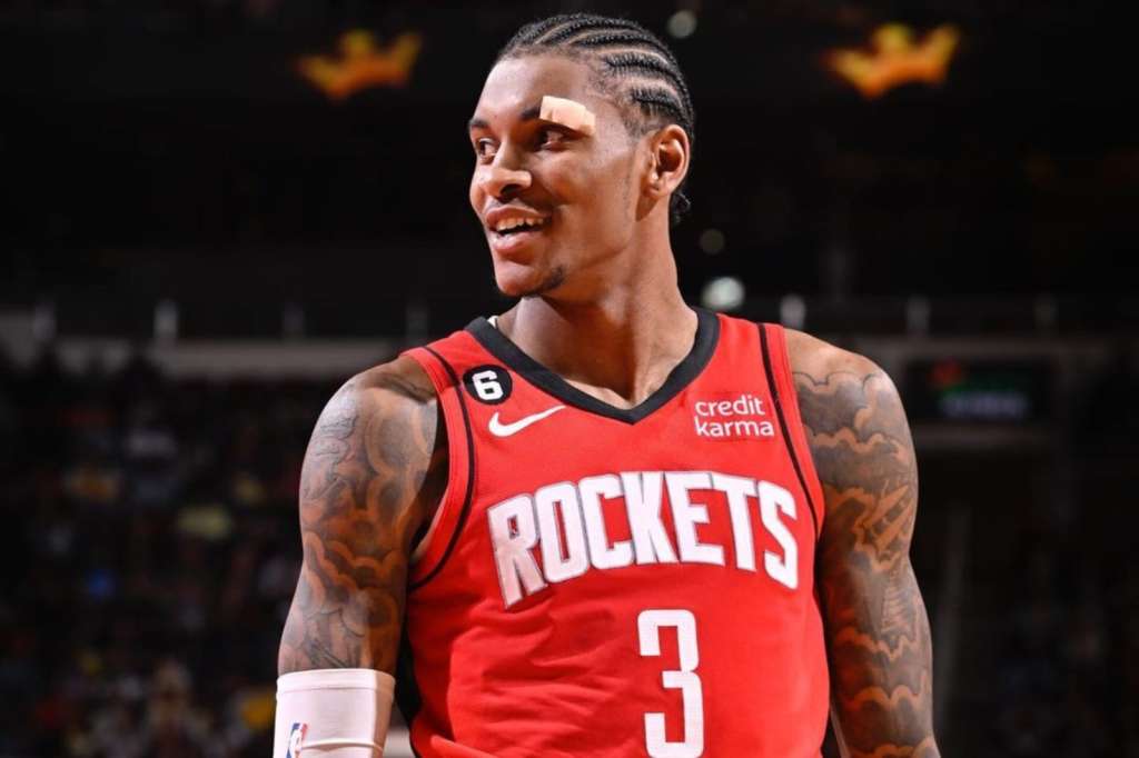 Kevin Porter Jr. fue arrestado acusado de agredir e intentar estrangular a su novia en una habitación de hotel.