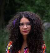La poeta colombiana que le da voz a los personajes del Quijote