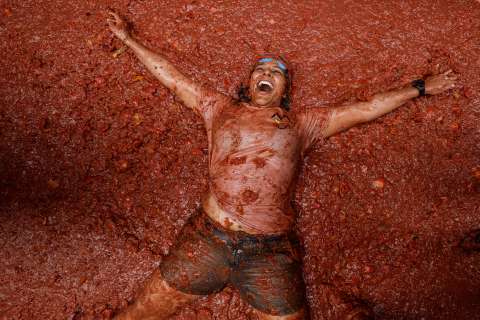Turismo, tradición y tomates: Buñol le espera con su famosa Tomatina