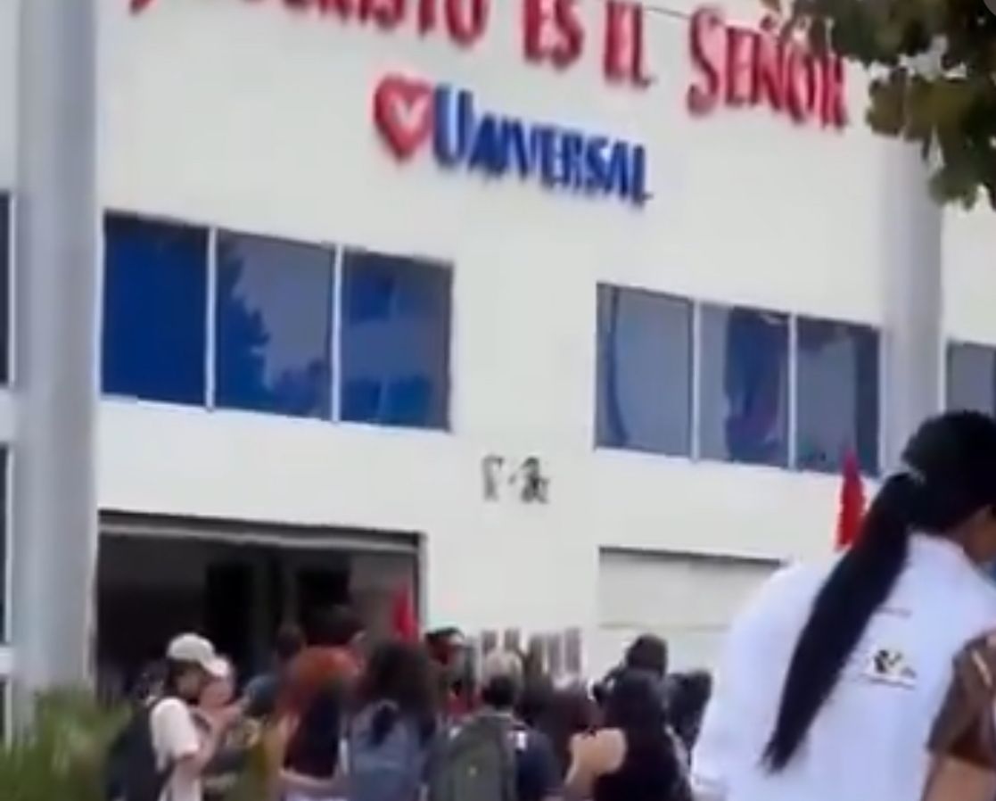 La manifestación se dio el 25 de noviembre por el Día Internacional de la Eliminación de la Violencia contra la Mujer.