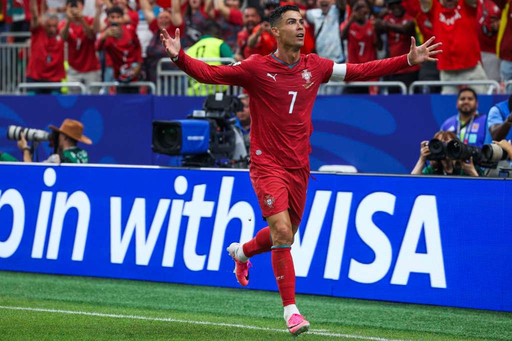 Houston (United States), 23/06/2026.- Portugal`s Cristiano Ronaldo celebrates a goal against Uzbekistan during the FIFA World Cup 2026 Group K soccer match held at Houston Stadium, Texas, USA, 23 June 2026. (Mundial de Fútbol) EFE/EPA/MIGUEL A. LOPES
