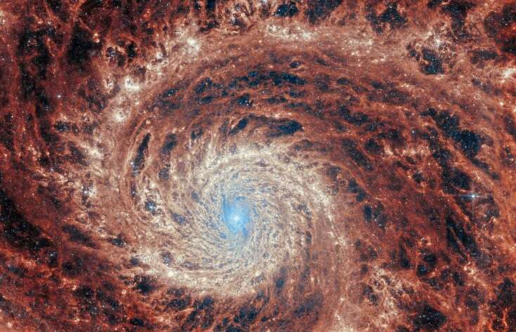En la imagen se observa la gran galaxia espiral.