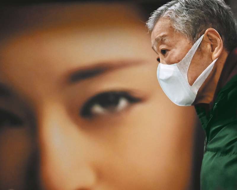De acuerdo con el economista Hippolyte Fofack , China probablemente registre una caída absoluta de su población en 2023. / AFP