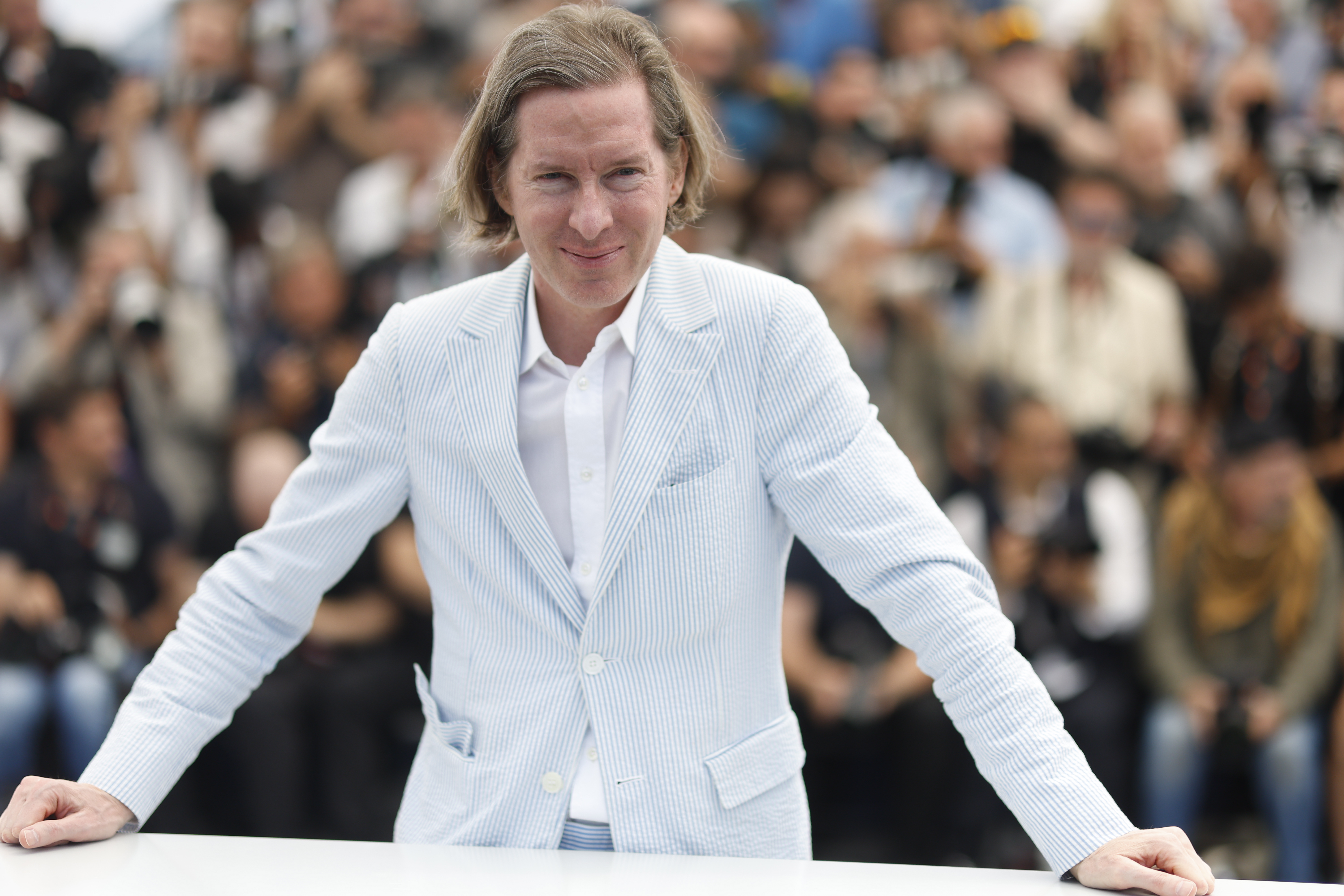 Cannes (France), 24/05/2023.- US film director Wes Anderson attends the photocall for 'Asteroid City' during the 76th annual Cannes Film Festival, in Cannes, France, 24 May 2023. The movie is presented in the Official Competition of the festival which runs from 16 to 27 May. (Cine, Francia) EFE/EPA/SEBASTIEN NOGIER *** Local Caption *** CANNES, FRANCE - MAY 24: Marco Bellocchio, Enea Sala, Barbara Ronchi attend the "Rapito L'Enlevement (Kidnapped)" press conference at the 76th annual Cannes film festival at Palais des Festivals on May 24, 2023 in Cannes, France. (Photo by Kristy Sparow/Getty Images)