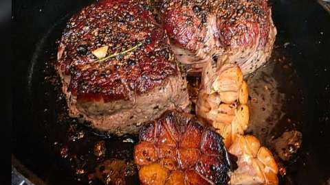 Receta para preparar Medallones de lomo con mantequilla y ajo