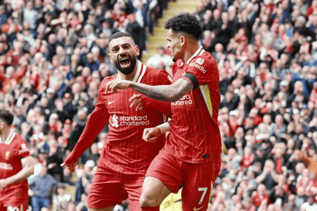 Con goles de Luis Díaz y Virgil van Dijk, Liverpool encaminó su título de la Premier League.