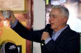 Álvaro Uribe confirma su intención de volver al Senado por el Centro Democrático