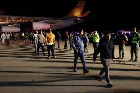 Uganda acuerda con EE. UU. recibir migrantes deportados bajo condiciones estrictas