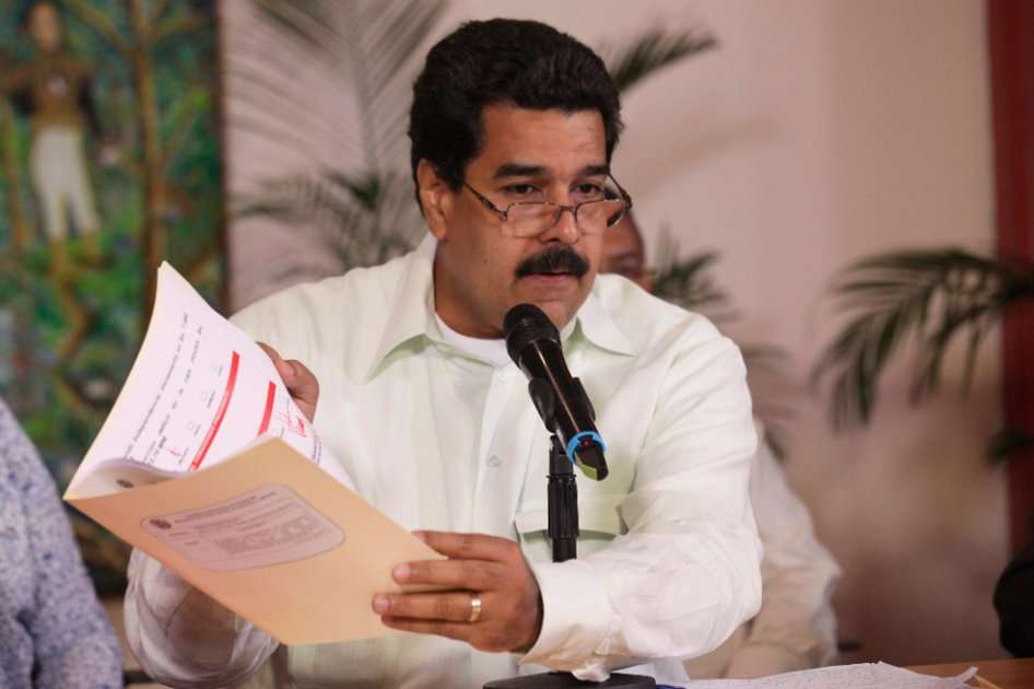 El vicepresidente venezolano, Nicolás Maduro, durante una intervención televisada desde el Aeropuerto internacional de Maiquetía, en Caracas.