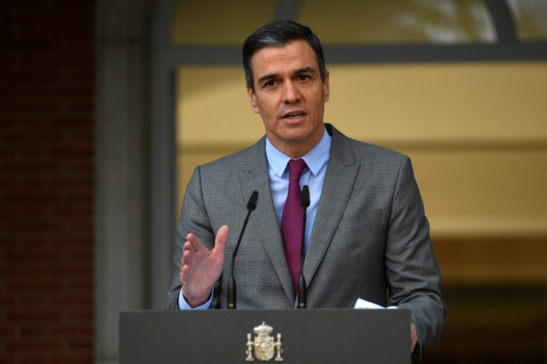 Gobierno español indulta a los líderes independentistas catalanes presos