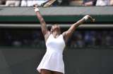 Serena Williams sigue con pie firme la defensa del título