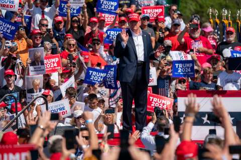 “Gran victoria” para Trump: Corte Suprema retrasa de nuevo su juicio federal