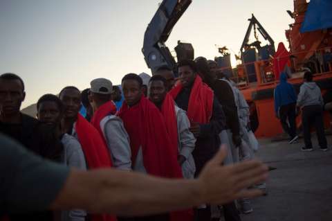 ONU alerta situación crítica en centros de recepción para migrantes en Grecia