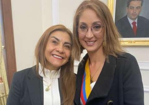 Piden renuncia de Jennifer Arias tras confirmarse plagio en su tesis de maestría