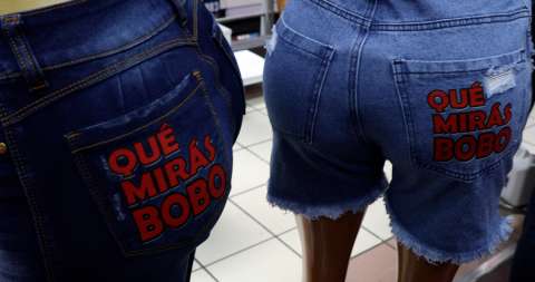 El “qué miras, bobo”, de Messi, llegó al Gran San en Bogotá