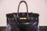 ¡Récord para el Birkin!: primer bolso vendido en subasta por casi US$10 millones