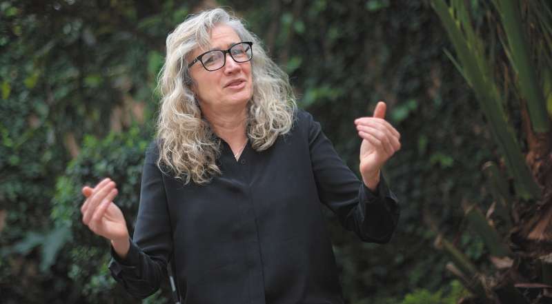 Vivian Newman advierte: “Saltarse el trámite institucional es equivocado porque nos lleva al espiral de la justicia privada”.