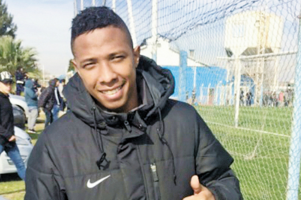 Andrés Felipe ibargüen después de uno de sus primeros entrenamientos con Racing. / Cortesía