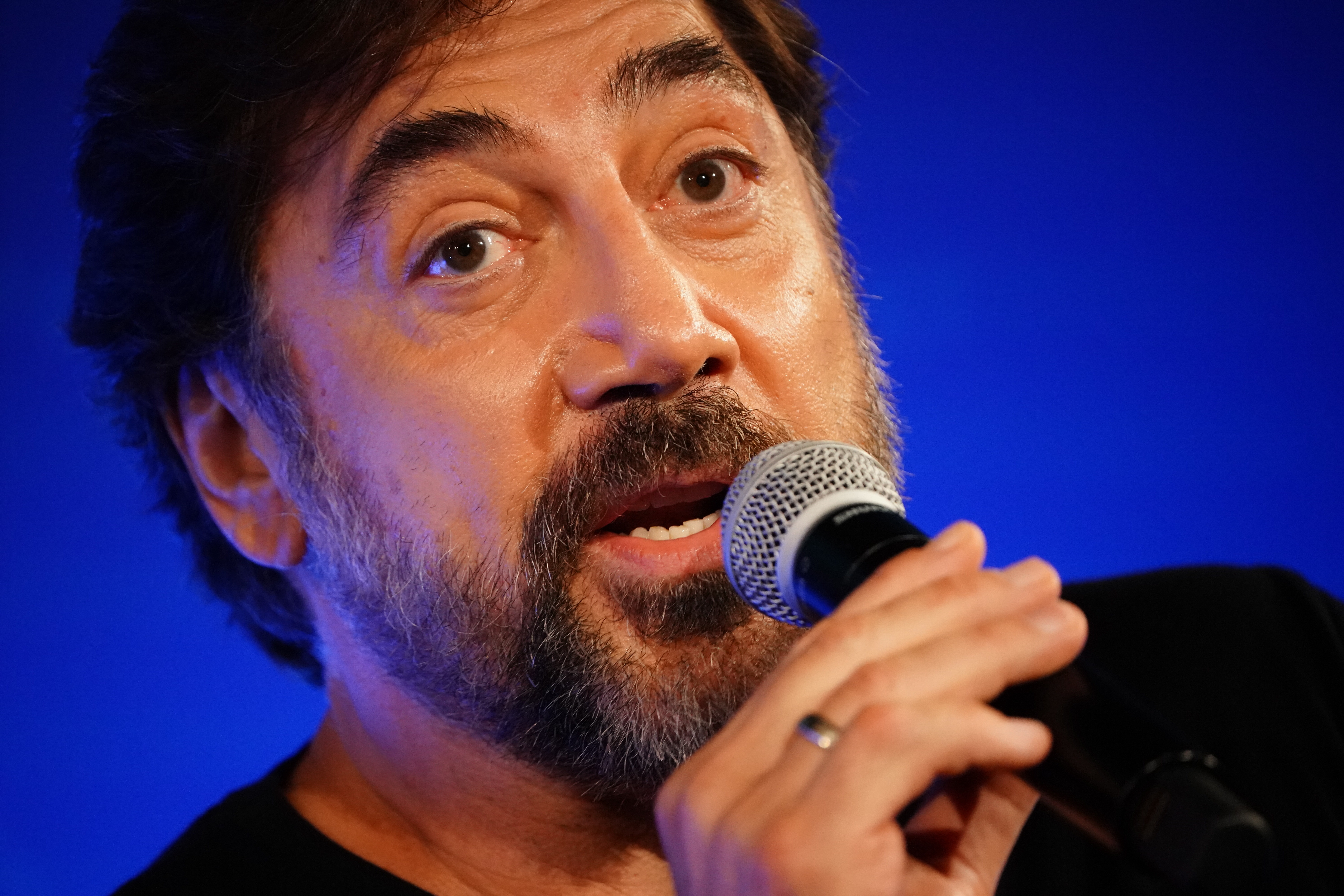 Cannes (France), 27/05/2022.- Actor Javier Bardem attends the 'Rendez-vous with Javier Bardem' event within the 75th annual Cannes Film Festival, in Cannes, France, 27 May 2022. The festival runs from 17 to 28 May. (Cine, Francia) EFE/EPA/CLEMENS BILAN *** Local Caption *** CANNES, FRANCE - MAY 27: > attends the press conference for "Broker (Les Bonnes Etoiles)" during the 75th annual Cannes film festival at Palais des Festivals on May 27, 2022 in Cannes, France. (Photo by John Phillips/Getty Images)