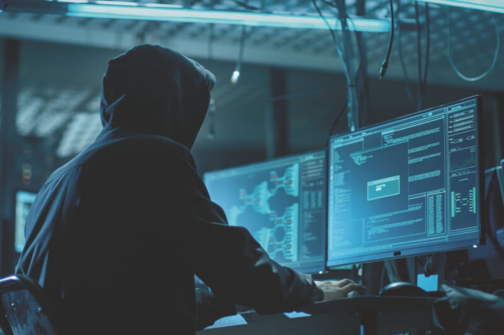 Según la asociación internacional Interactive Advertising Bureau, la industria pierde alrededor de US$4.600 millones al año con este fraude./ Bloomberg