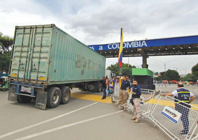 El pasado 26 de septiembre se reabrió la frontera entre Colombia y Venezuela, tras siete años cerrada. / EFE