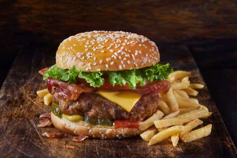Receta con mucho sabor para el fin de semana: hamburguesa especial