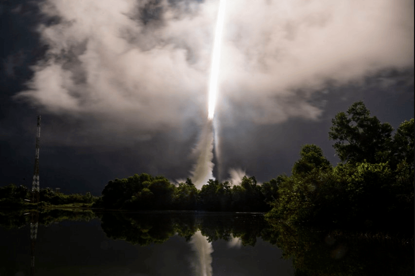 Se trata del segundo lanzamiento este año del Vega, un componente crucial de las ambiciones europeas de competir con SpaceX, de Elon Musk, en el creciente mercado aeroespacial.