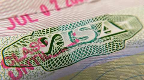 La suspensión de visas impuesta por Trump a 75 países fue anulada por una jueza de EE. UU.