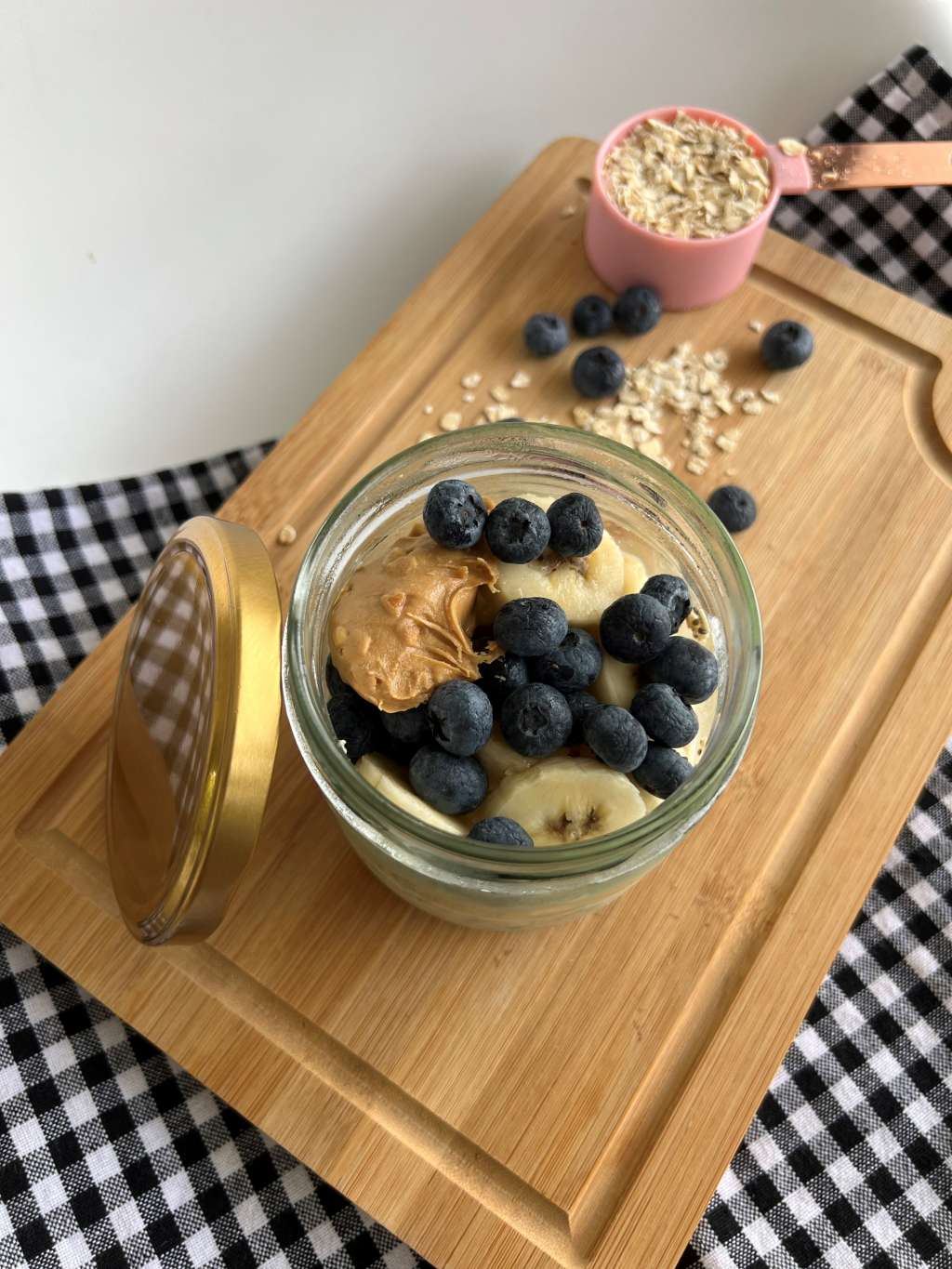 "Overnight oats”