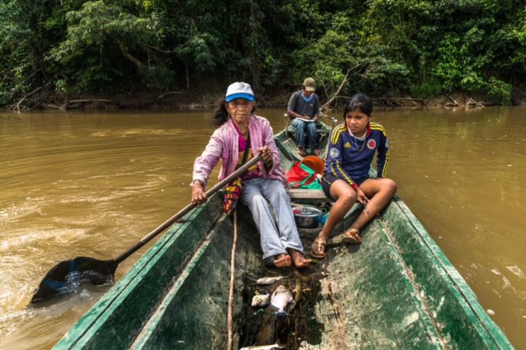 Mujeres amazonas: las guardianas de la biodiversidad