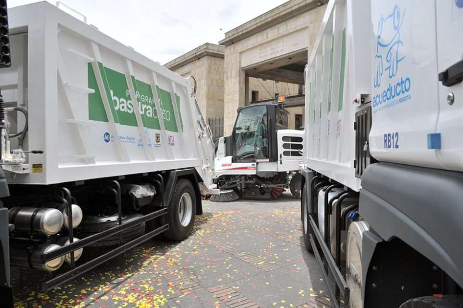 En diciembre de 2012 Aguas de Bogotá, filial del Acueducto, asumió la recolección de basuras en el 52 % de Bogotá. La idea del alcalde es fortalecerla. / Luis Ángel