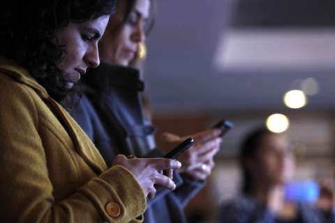 Sofía: el chatbot que ayuda a mujeres en países donde el aborto está penalizado