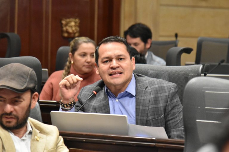Vuelve al Congreso discusión sobre regulación mercado de marihuana en Colombia