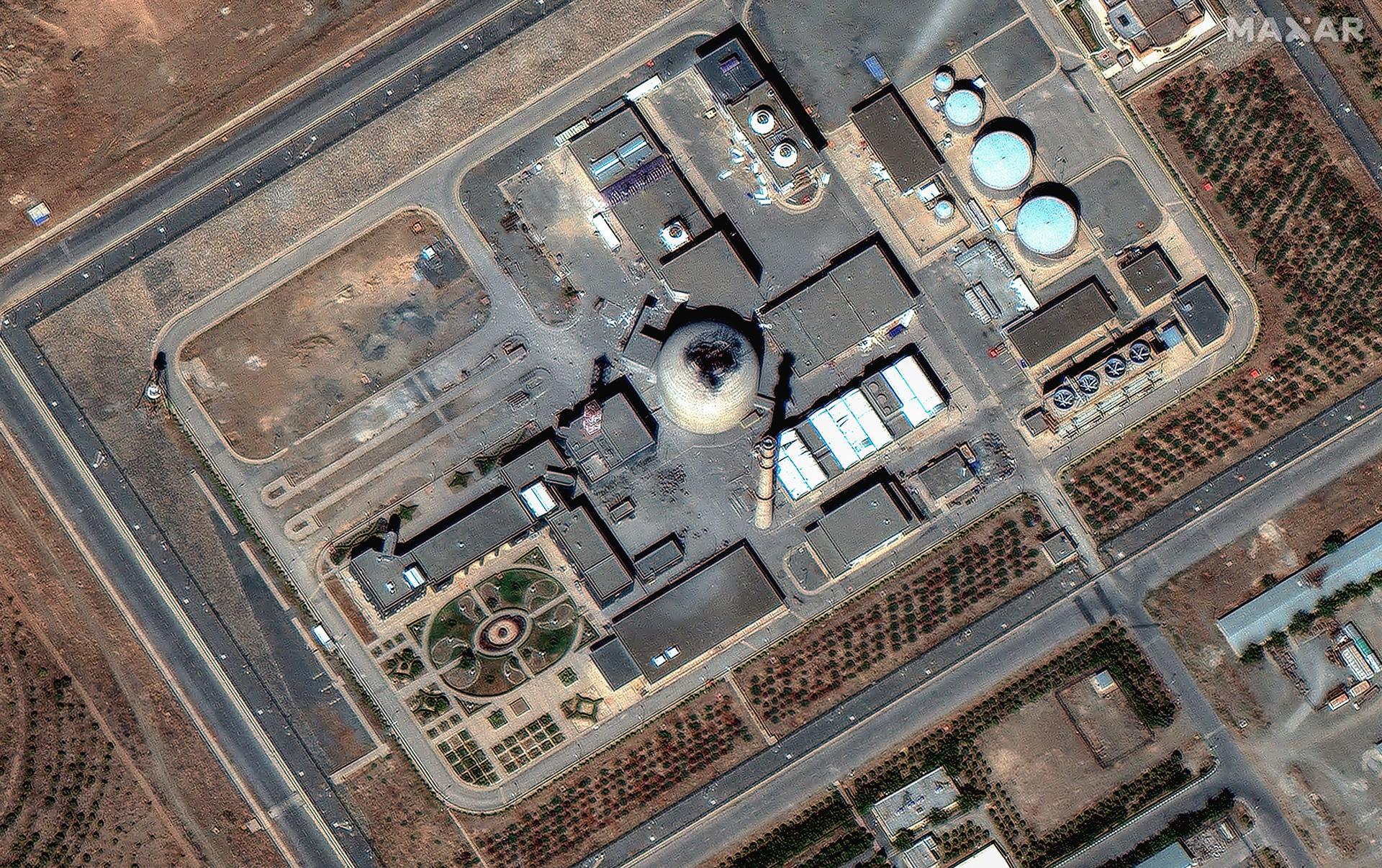 Arak (Iran (Islamic Republic Of)), 19/06/2025.- A handout satellite image made available by Maxar Technologies shows the damaged Arak heavy water reactor facility following Israeli airstrikes in Arak, Iran, 19 June 2025. EFE/EPA/MAXAR TECHNOLOGIES HANDOUT -- MANDATORY CREDIT: SATELLITE IMAGE 2025 MAXAR TECHNOLOGIES -- THE WATERMARK MAY NOT BE REMOVED/CROPPED --HANDOUT EDITORIAL USE ONLY/NO SALESHANDOUT EDITORIAL USE ONLY/NO SALES