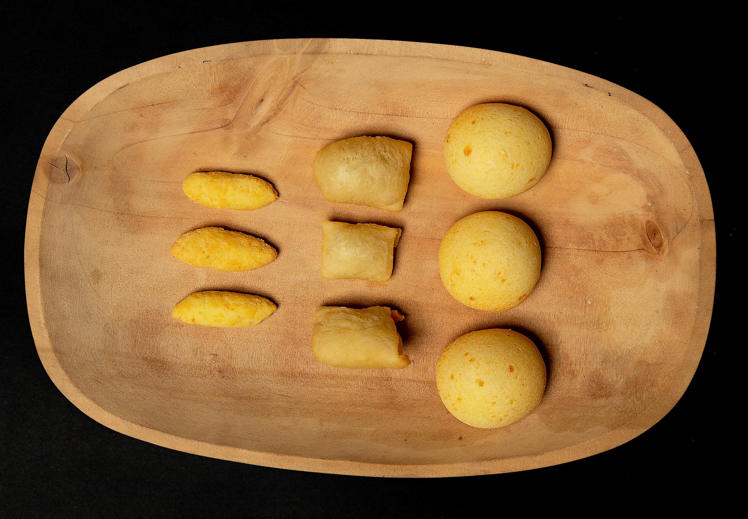Si las almojábanas no son lo suyo, los buñuelos recomendados para esta receta son los de queso o los de harina.