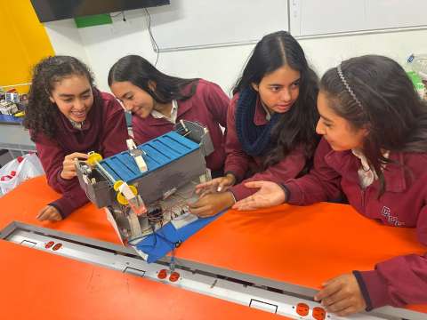 Rejilla inteligente: el invento escolar que busca resolver las inundaciones en la Autonorte