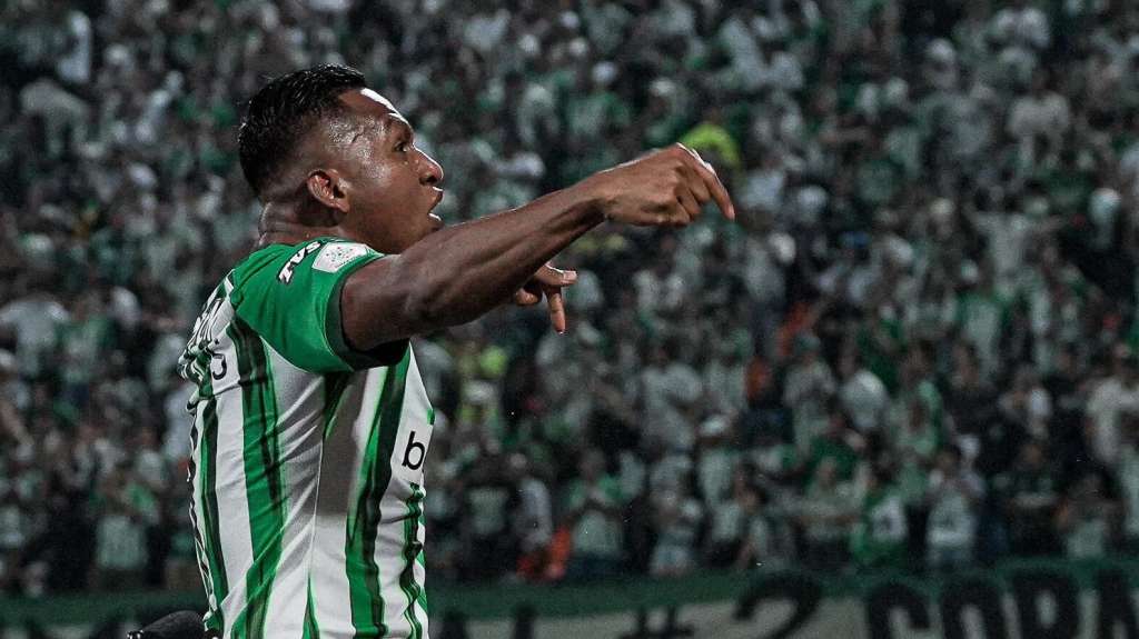 Alfredo Morelos festeja su gol frente a América de Cali en la final de la Copa BetPlay 2024.