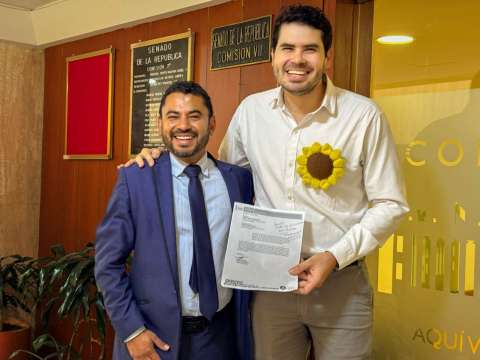 Presentan proyecto alterno de reforma a la salud en el Senado
