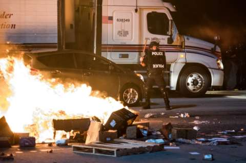 Estado de emergencia en Charlotte tras violentas protestas antirracismo
