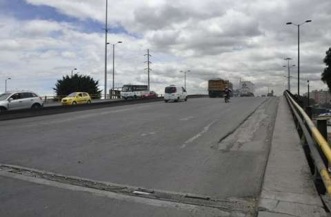 Puente de la Boyacá con 13, por fin sometido a reparación