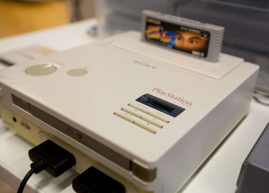 Aunque parezca obra de la IA, alguna vez Nintendo y Sony colaboración para hacer una consola con doble unidad de lectura, cartucho y CD.